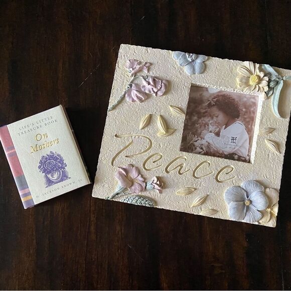 NEW Gift Set Frame and Treasure Book - Picture 1 of 10